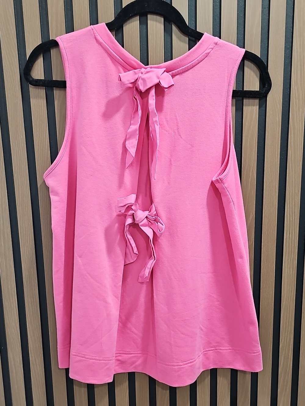 Crown & Ivy Pink Sleeveless Top Size M